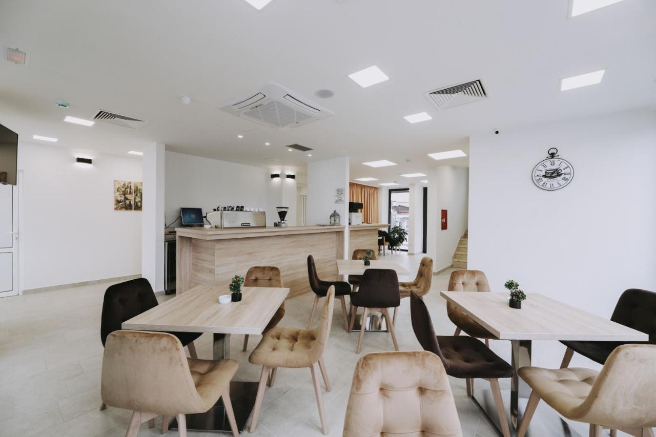 Hotel Tanja 巴尼西卢卡 外观 照片