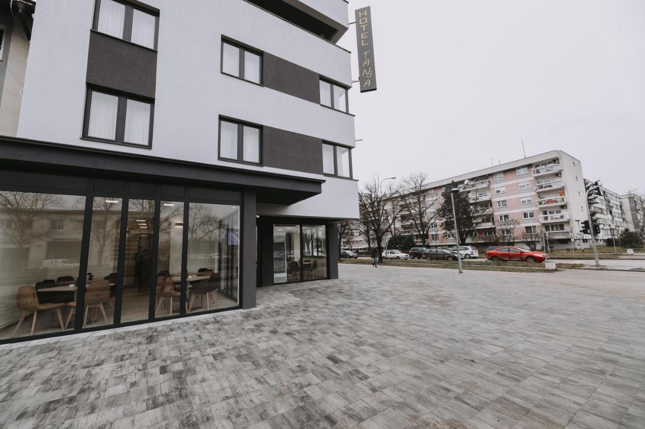 Hotel Tanja 巴尼西卢卡 外观 照片